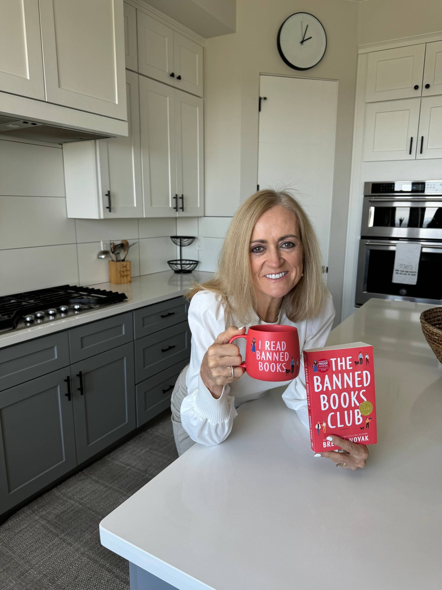 "I read banned books" Mug